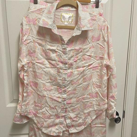 Oliver James Collection White Butterfly Pajama Set - Picture 2 of 15